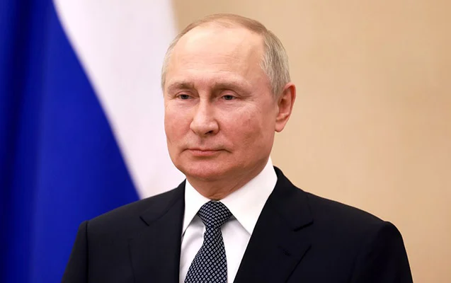 Putin Rusiya müsəlmanlarını təbrik etdi